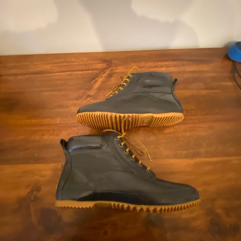 Land Rover Boots - Picture 4 of 6